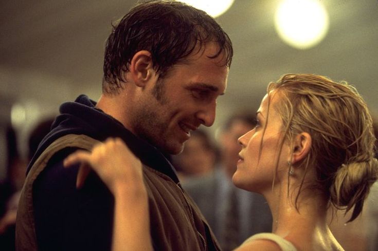 scene from sweet home Alabama, a rom-com