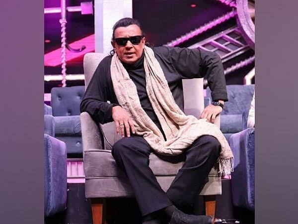 Mithun Chakraborty in Dance India Dance show as judge