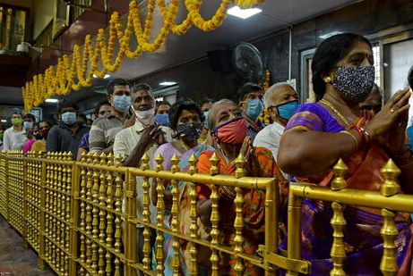 Queue in Temple