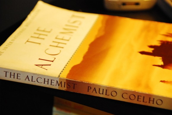 an image of the book "The Alchemist"