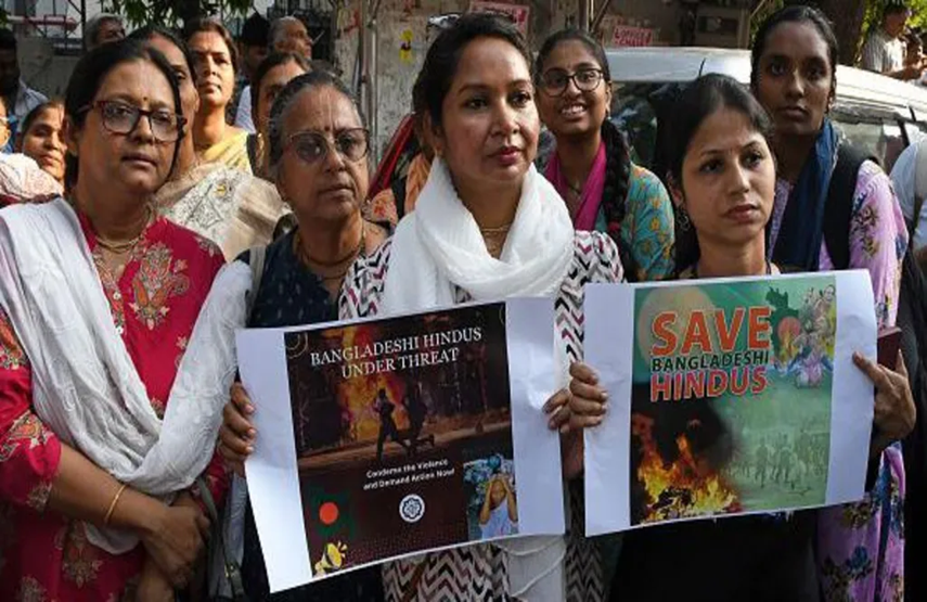 Source: BBC        Hindu organisations in India have held protests against the alleged ill-treatment of minorities in Bangladesh